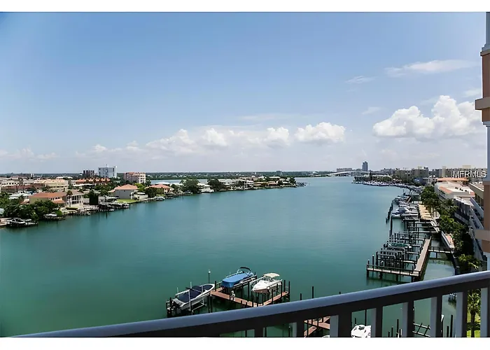 Clearwater Harborview Grande Spacious 6 Bedroom Sleeps 16 Clearwater Beach