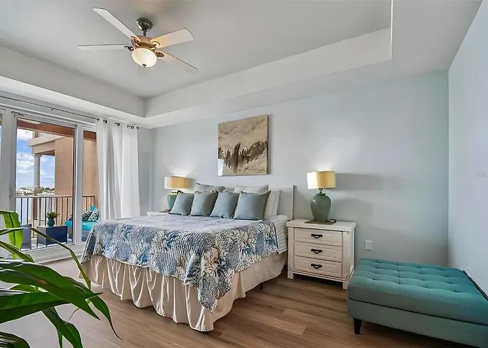 Clearwater Harborview Grande Spacious 6 Bedroom Sleeps 16 *